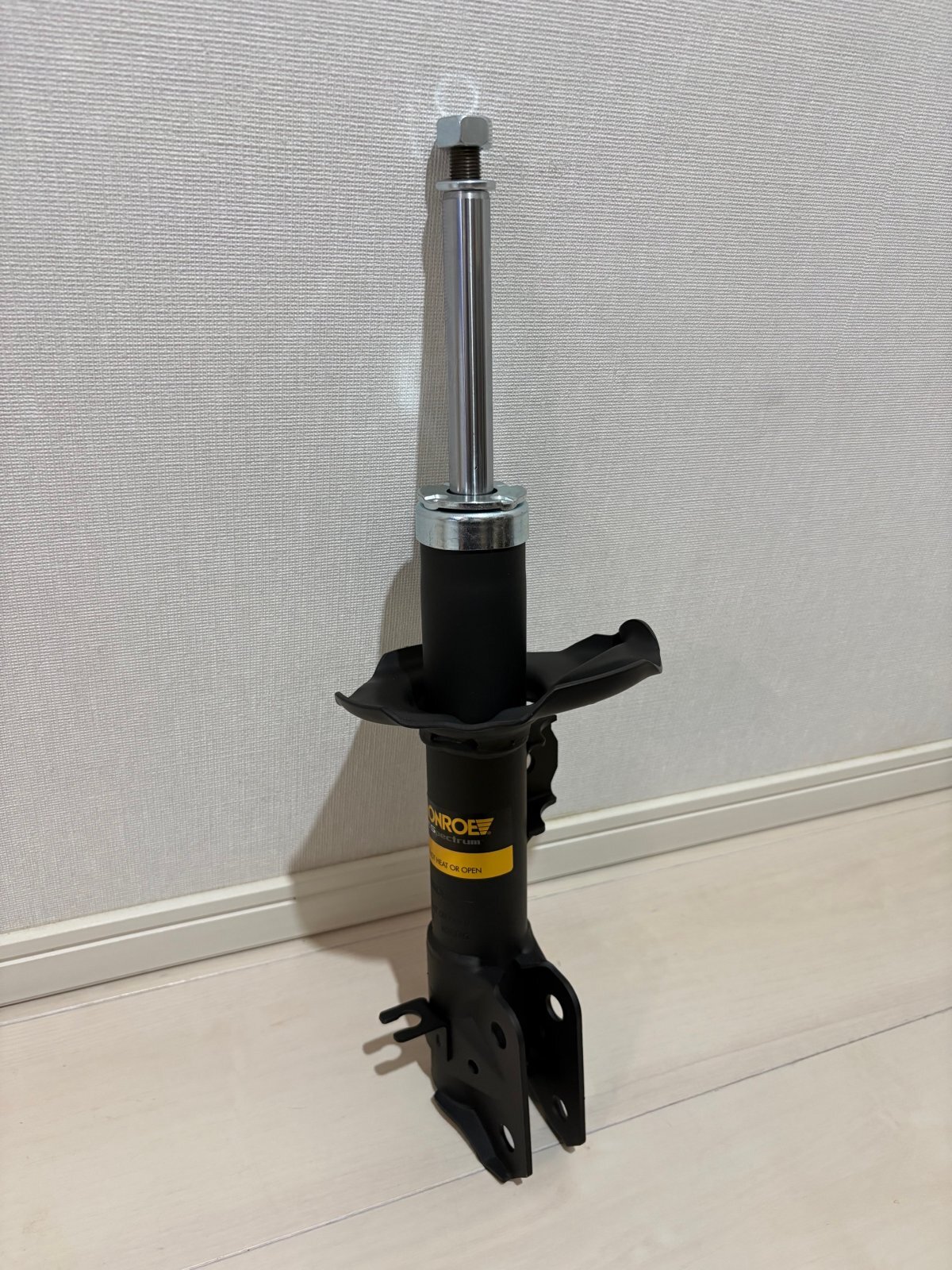 画像2: スズキ エブリイ バン ワゴン EVERY DA17V DA17W モンロー ショック OEスペクトラム 1台分 4本セット フロント リア M744525SP M744524SP M378236SP
